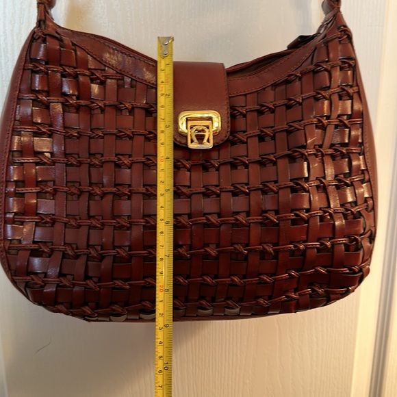 Vintage Leather Etienne Aigner Purse, Basketweave Pattern - Picture 9 of 10